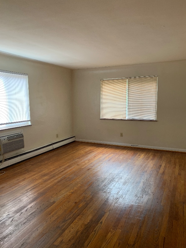 Photo - 2258 Salvador St