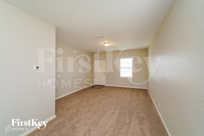 Photo - 13505 Sunrise Mdw