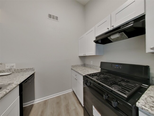 Photo - 10919 Almond Grove