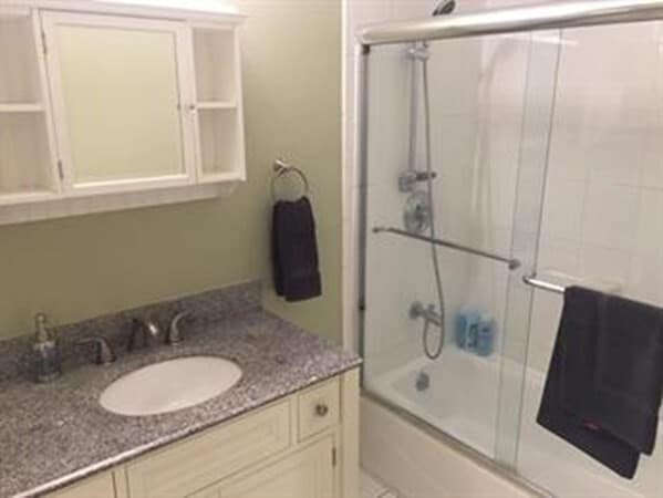 Photo - 15 Blackwood St Unit 2