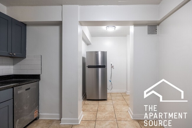 Photo - 1360 W Touhy Ave Unit 305