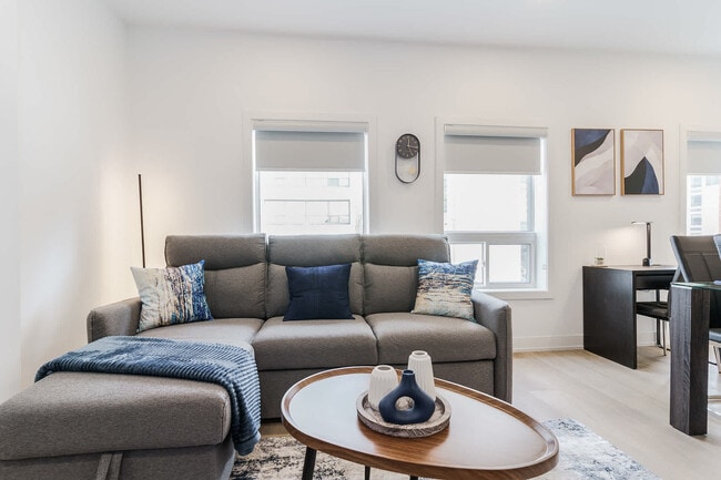 Photo - 168 McCaul St Unit ID1066571P