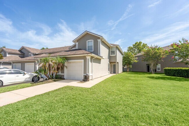 Photo - 313 Scrub Jay Dr