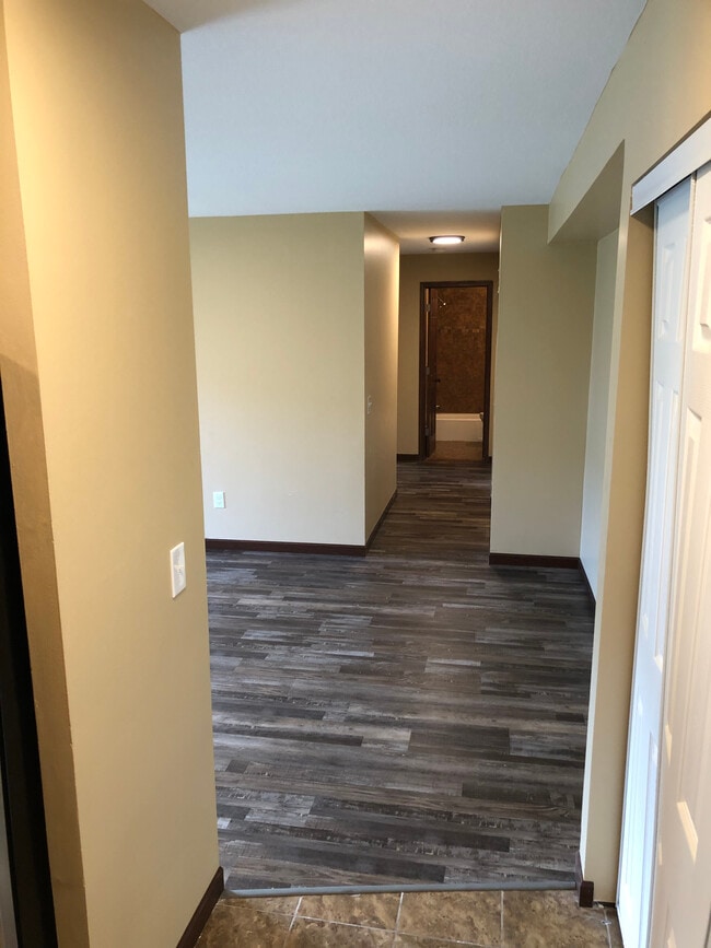 Photo - 800 6th St S Unit 800 6th Street South 2 Hopkins, MN 55343