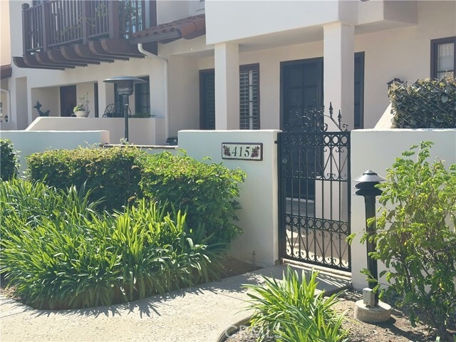 Building Photo - 415 E Bougainvillea Ln
