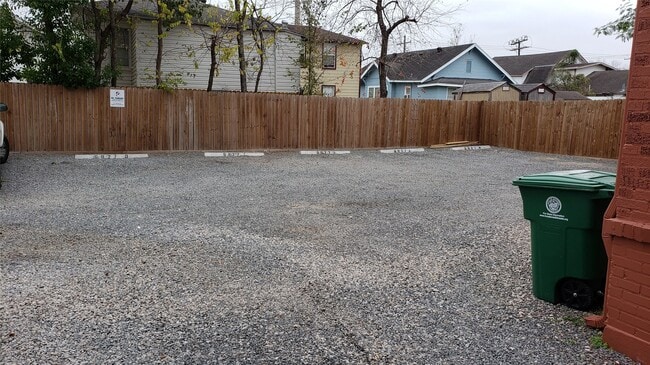 Photo - 6819 Avenue C