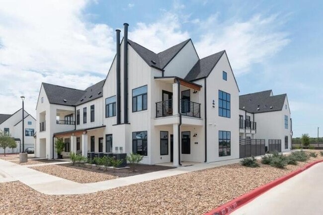 Photo - 11680 Hero Way W Unidad c1