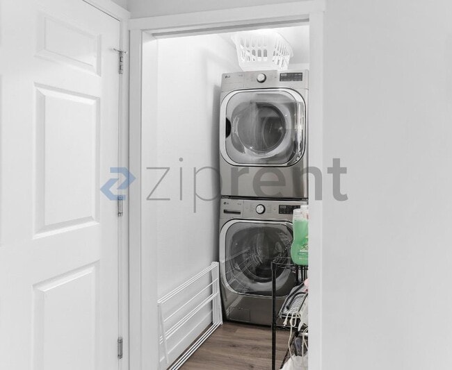 Photo - Unit