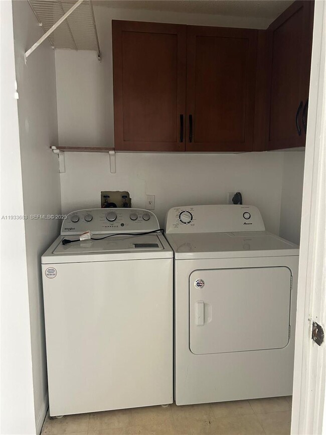 Photo - 9729 Hammocks Blvd Unidad 201E