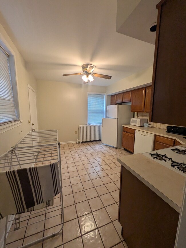 Photo - 603 W 31st St