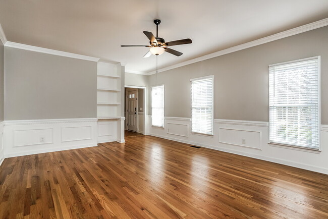 Photo - 3617 Dewing Dr