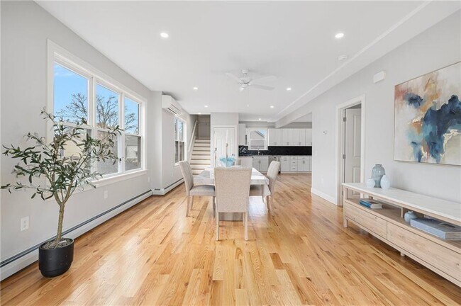 Photo - 148 Evergreen St Unit 2