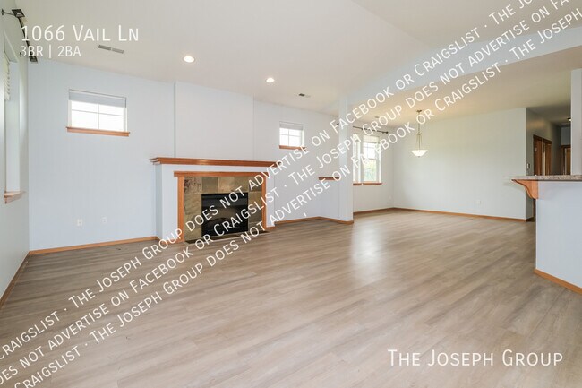 Photo - 1066 Vail Ln