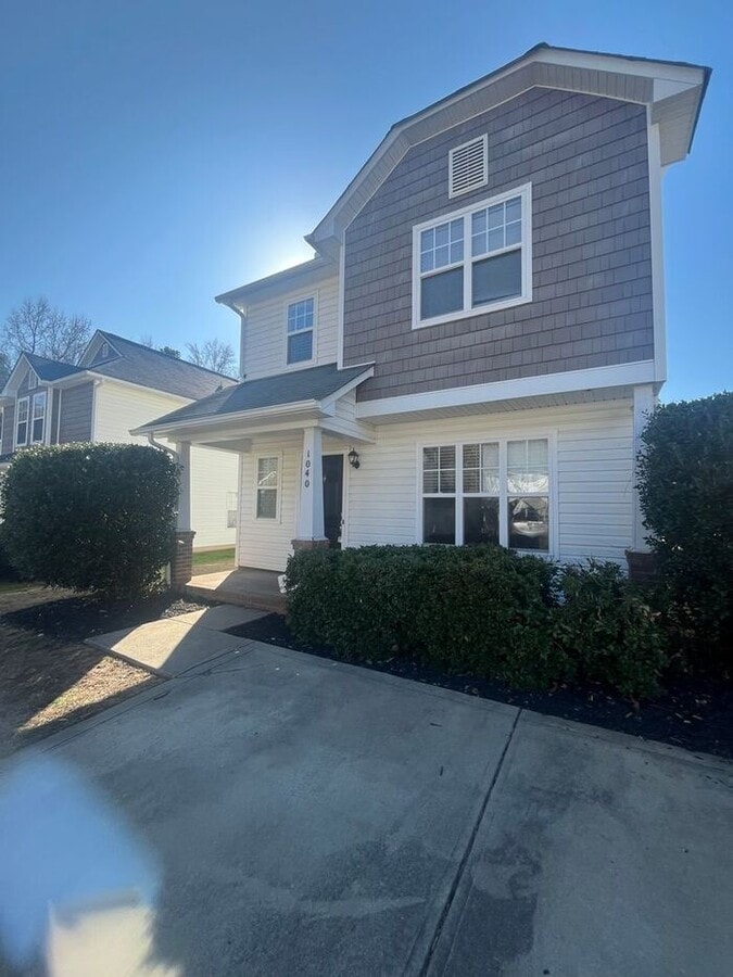 Photo - Charming 3BD/2.5BA Home in Matthews, NC!