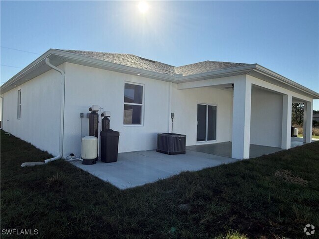 Building Photo - 832 Holmes Ave Rental