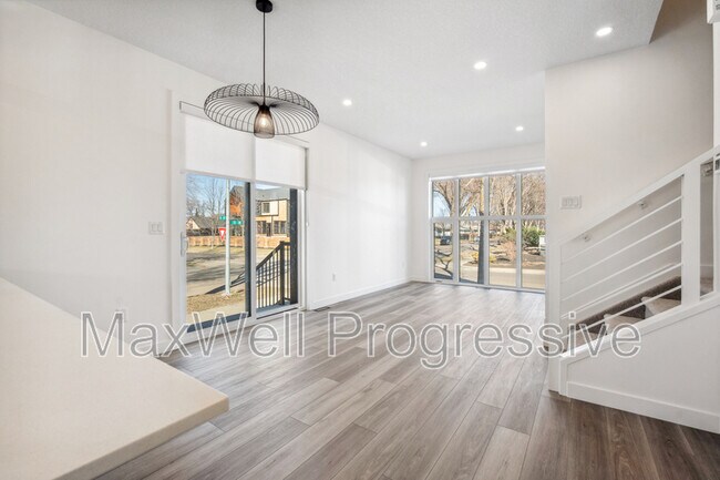 Photo - 13516-13115 115 Ave NW