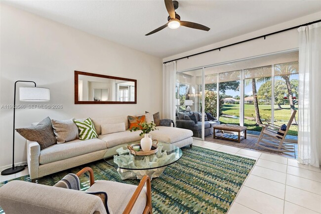 Building Photo - 1832 SW Willowbend Ln