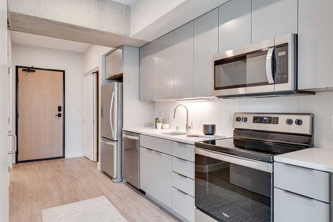 Photo - MODA on Raymond