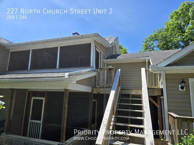 Photo - !Coming Soon! 2BR 1BA upstairs duplex, Woo... Unit 2