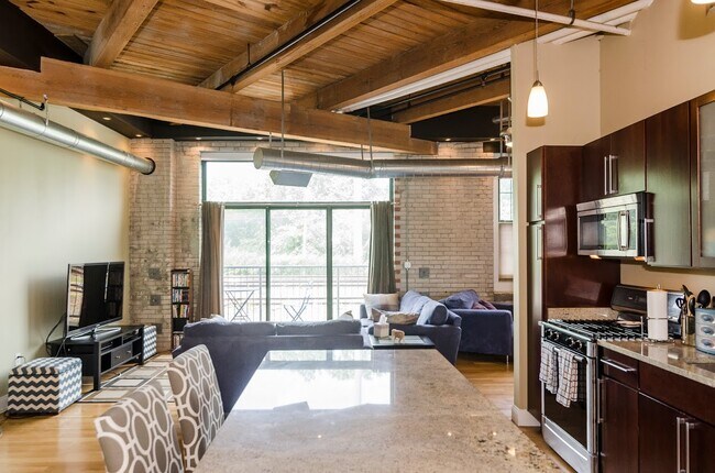 Photo - 43 Charlton St Unit B-105