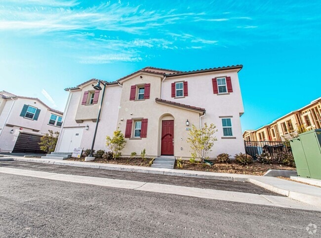 Building Photo - Brand New 3 Bedroom Rental