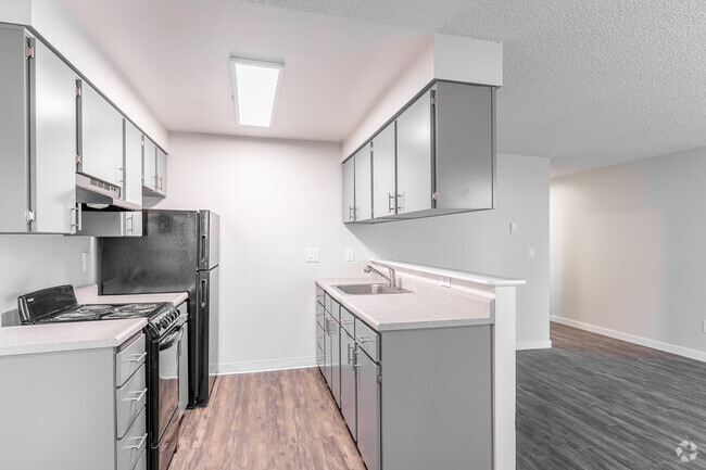 1BR, 1BA - 680SF - The Jackson