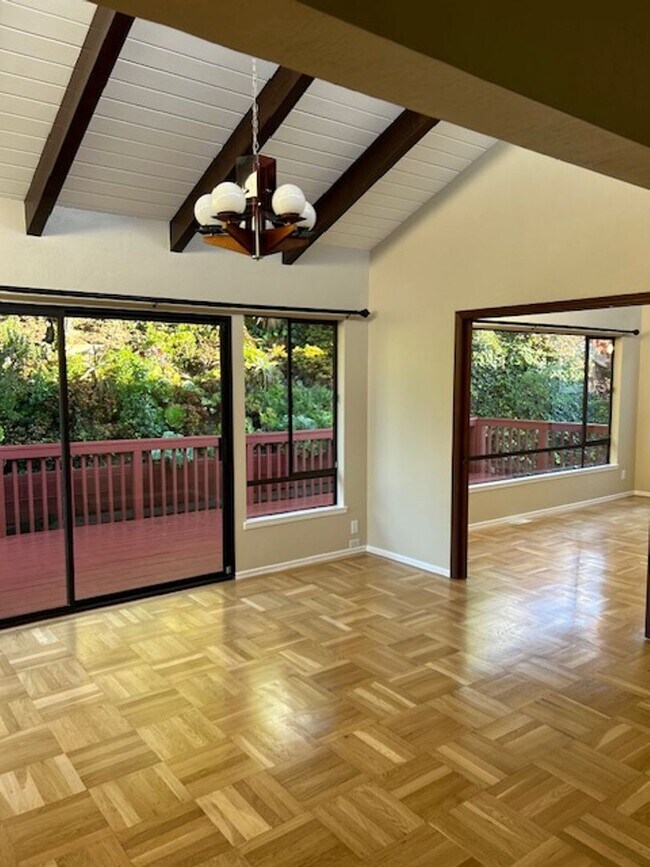 ESCAPE TO SHERWOOD FOREST: MID-CENTURY MOD... - ESCAPE TO SHERWOOD FOREST: MID-CENTURY MOD... House