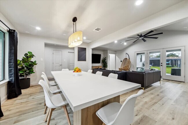 Photo - 5615 Cerritos Dr Unit SI ID1514815P