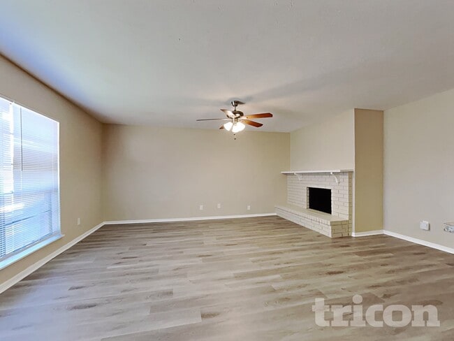 Photo - 9324 Timberbluff Rd