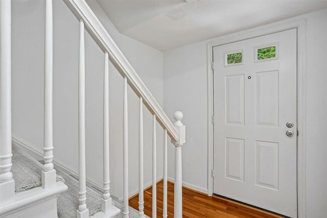 Photo - 4930 Bradley Blvd