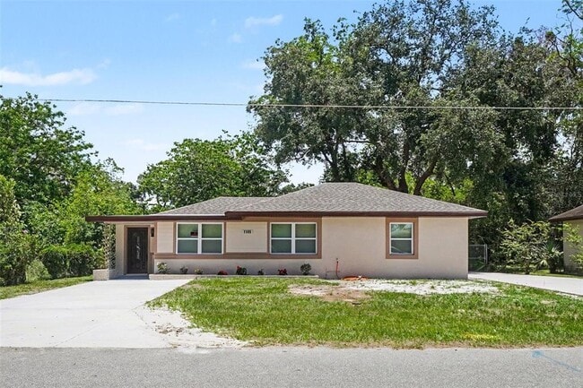Building Photo - 1109 NW 14th Ave