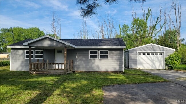 Photo - 7991 Thompson Rd House