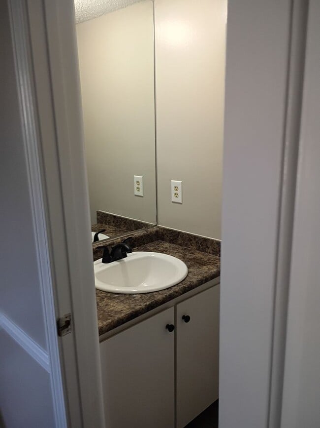 Photo - MOVE IN READY