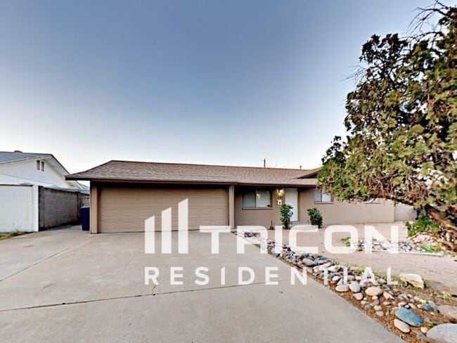 Building Photo - 1145 W 12th Pl Rental