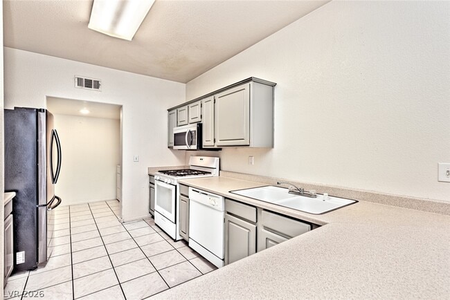 Photo - 1637 Cave Spring Dr