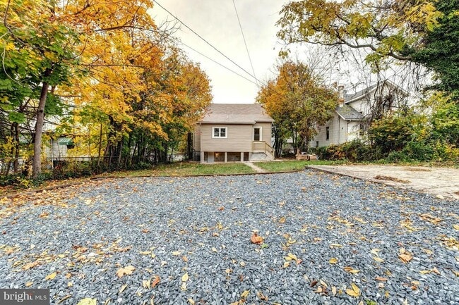 Photo - 2305 Hamilton Ave