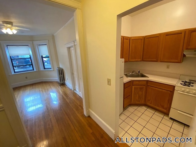 Photo - 23 Brighton Ave Unidad 1