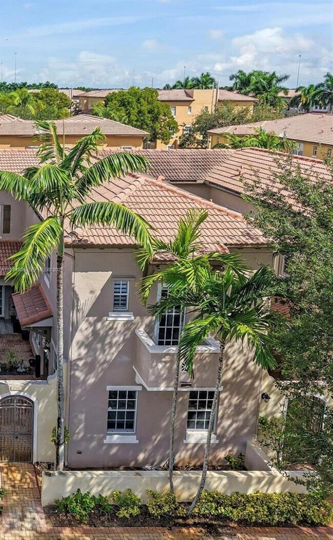 Photo - 14709 SW 6th St