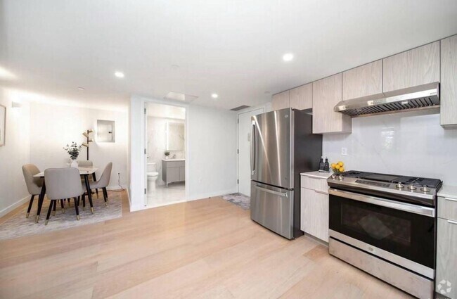 Building Photo - 13680 41st Ave Unit 8C Rental