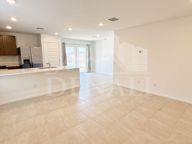 Photo - 32300 N Hermon Rd