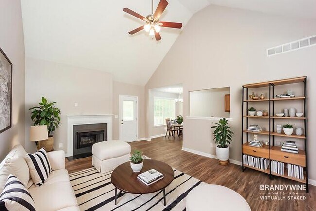 Photo - 2040 Club Bay Dr