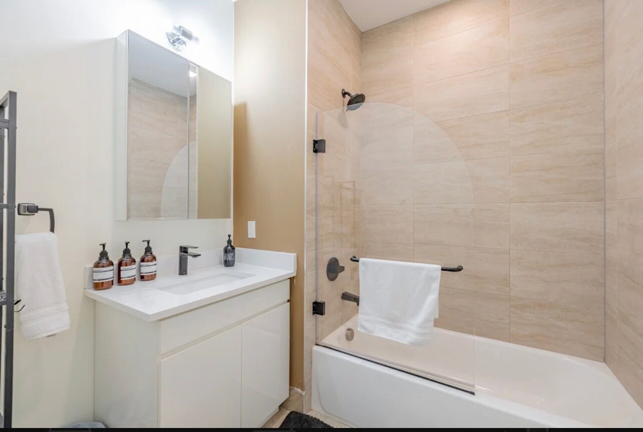 Photo - 45 William St