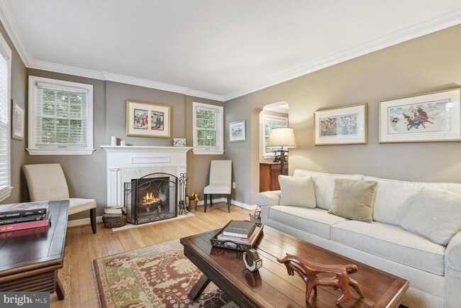 Photo - 900 N Livingston St