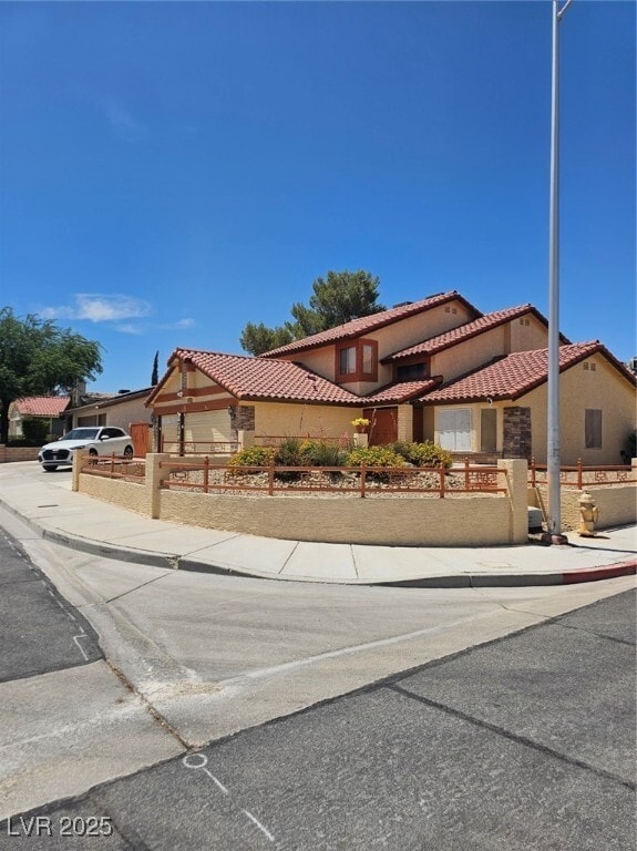 Photo - 8600 Abanico Ct House