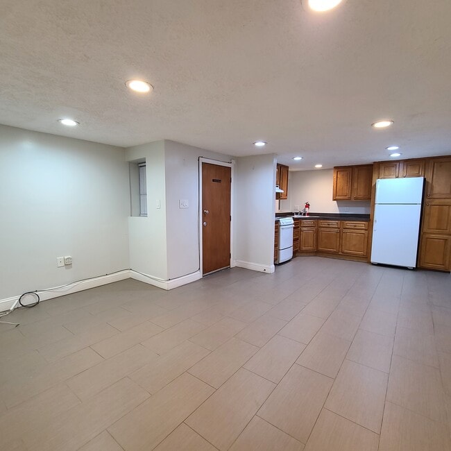 Photo - 242 46th St Unit Ground Floor