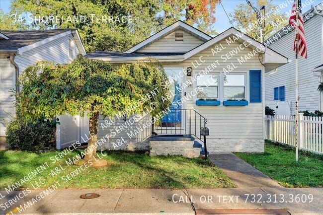 Photo - 34 Shoreland Terrace