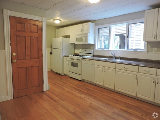 Building Photo - 33 Speridakis Ter Unit 2 Rental