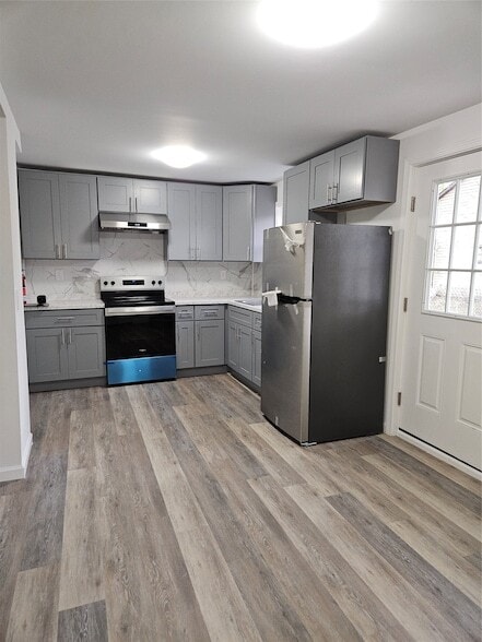 Photo - 120 Henry St Unit 2