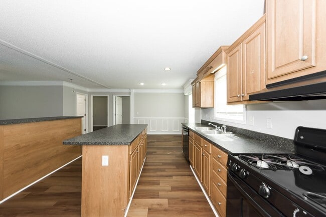 Photo - 1911 Grimball Rd