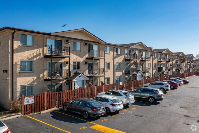 Photo - 8701 W FOSTER Ave